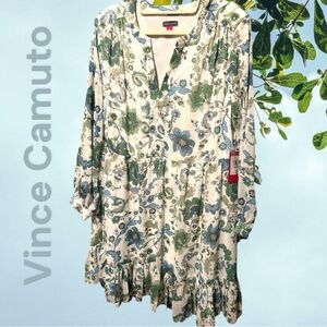 NWT VINCE CAMUTO 1X Floral print Dress w/V neck Gathered waist + Ruffled hemline